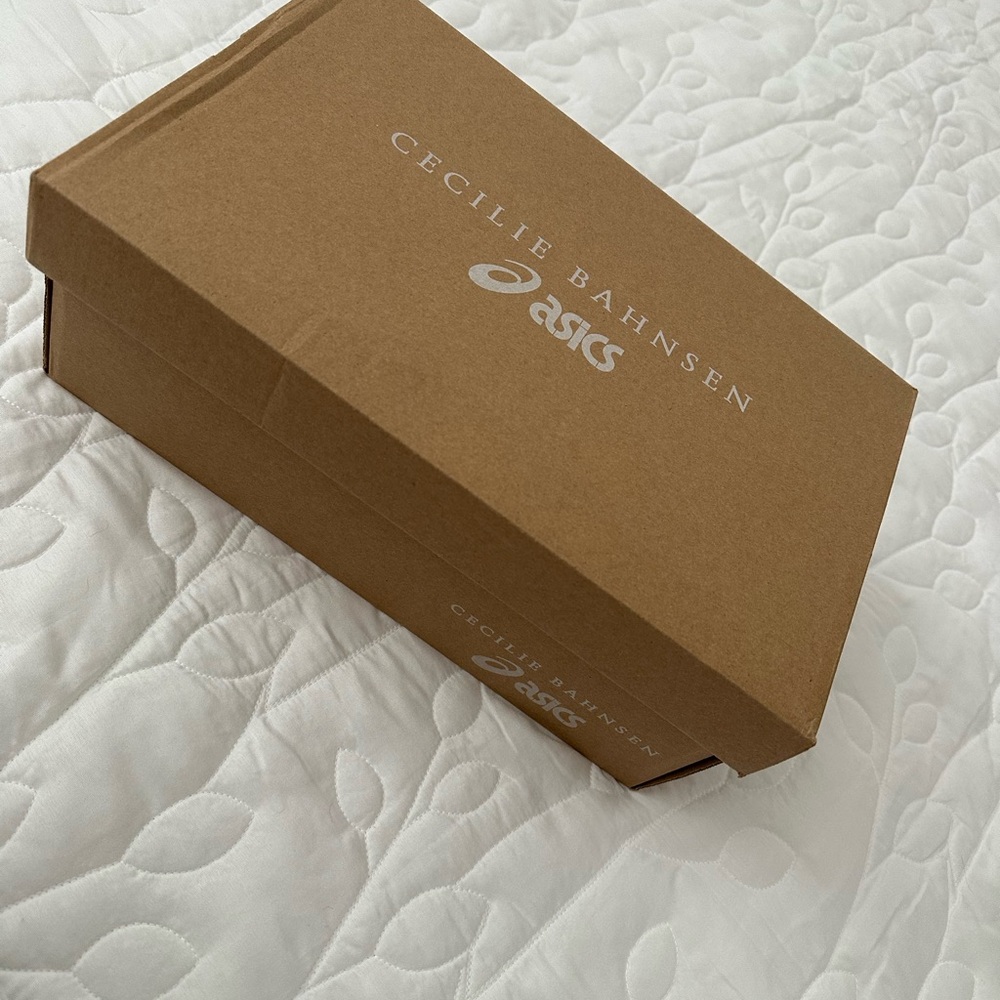 Cecile Bahnsen x ASICS  GT 2160 - Pure Silver - Picture 5 of 7